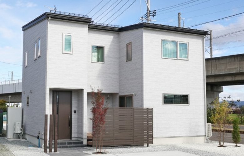 紫波町桜町高木モデルハウス